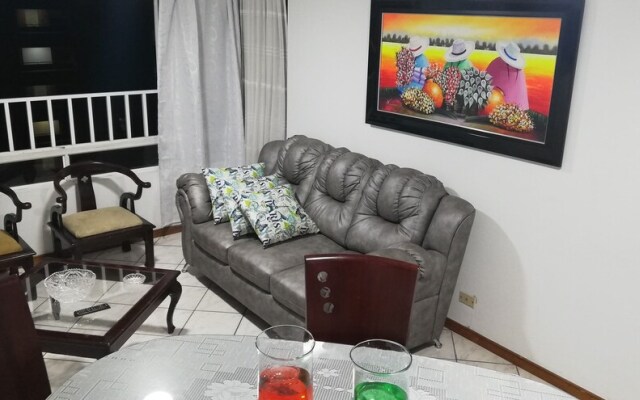 Apartamento con acceso a piscina