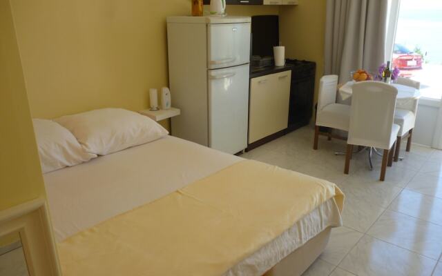 Apartments Niko-by the Beach