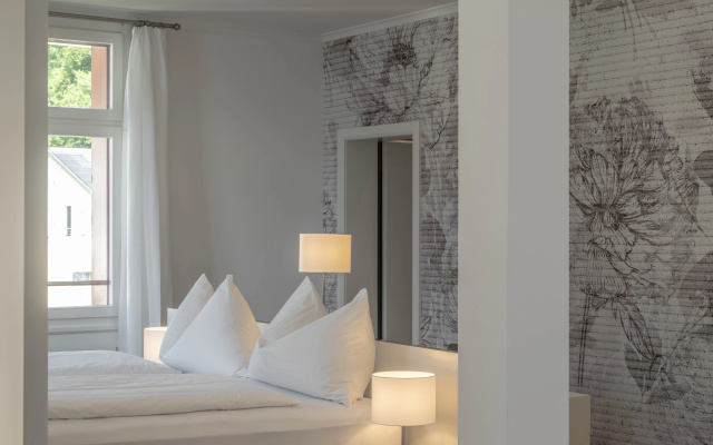 Hotel Vitznauerhof - Lifestyle Hideway at the Lake – Guest Rooms – Vitznau