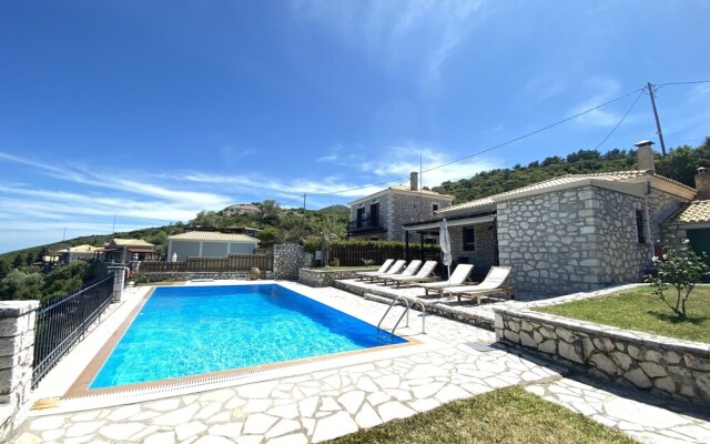 Executive Villa Scorpidi With Private Pool