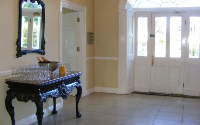 Athenaeum House Hotel