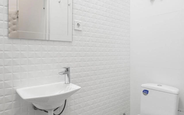 Pushkinskaya "Wine palette"