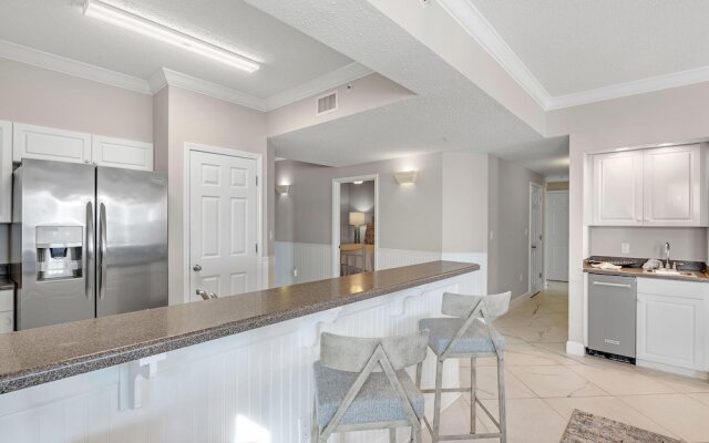 Windemere 908 with Pool Side Cabana