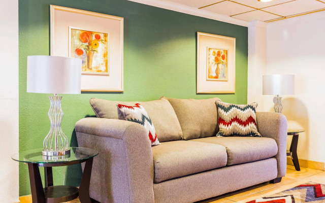 Quality Inn Coliseum