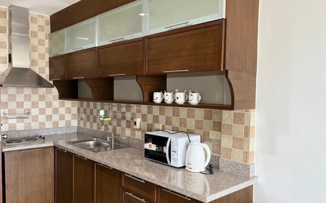 Condo Express View Talay 6