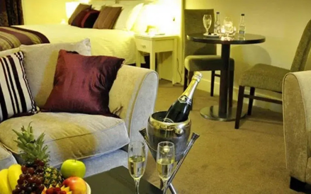 The Shirley Arms Hotel