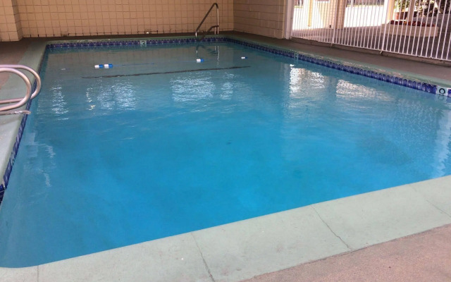 Grand Inn