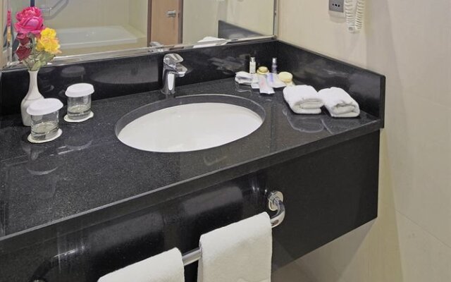 Makarim Tabuk Hotel