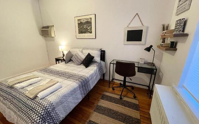 Cozy Entire Apartment in Upper East