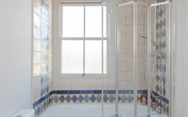 Charming 1 Bedroom Apartment in Vibrant East Dulwich