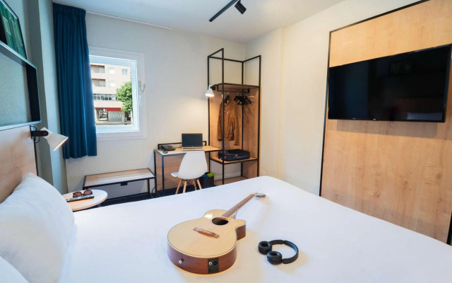 Ibis Guimaraes