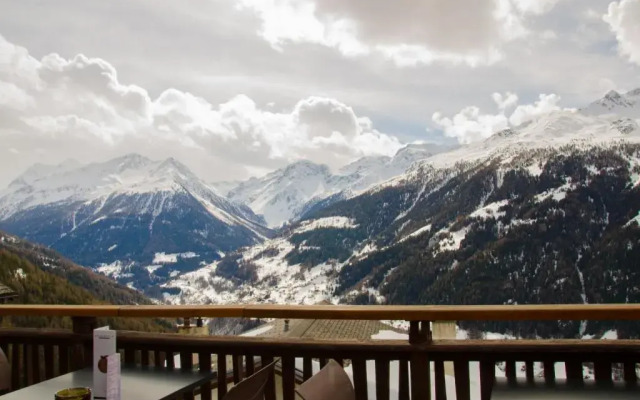 Hotel Le Grand Chalet Favre