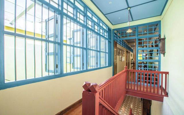 Woo Gallery and Boutique Hotel