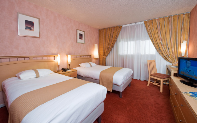 Best Western Plus Paris Orly Airport