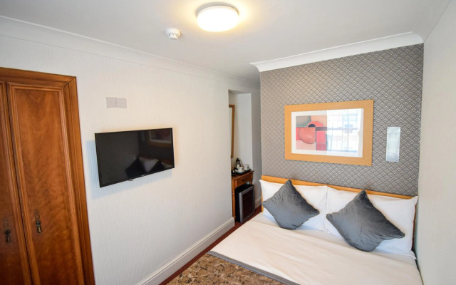 Pembridge Palace Hotel