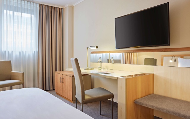 Lindner Hotel Cologne Am Dom, part of JdV by Hyatt - Image 6