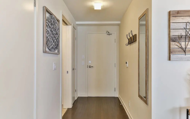 QuickStay - Upscale Condo (Lake View)