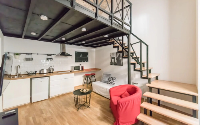 Venus Apartments - Akacfa Street Studios