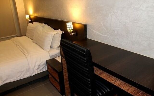 The Ninety Six Boutique Hotel