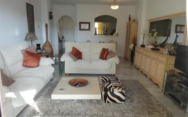 Ref. 2733 Altos De Calahonda