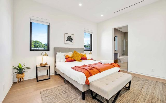 LA Villa by Avantstay Walk to The Grove LA