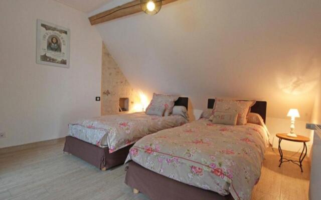 Gîte Coulonges-sur-Sarthe, 7 pièces, 13 personnes - FR-1-497-118