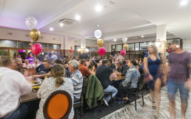 Hotel Queanbeyan Canberra