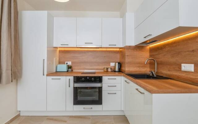 Fm Premium 2 Bdr Apartment Gora