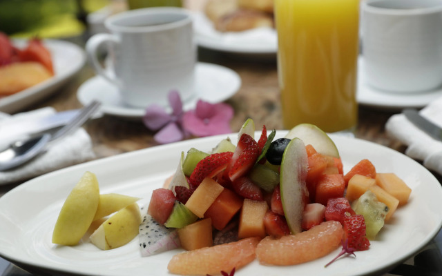 Hosteria Las Quintas Hotel