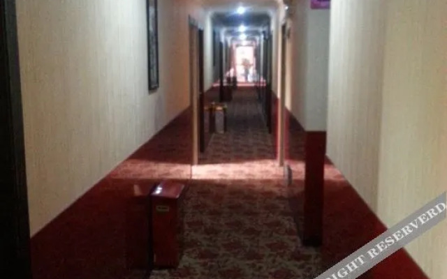 Shanghai Zheyang Hotel