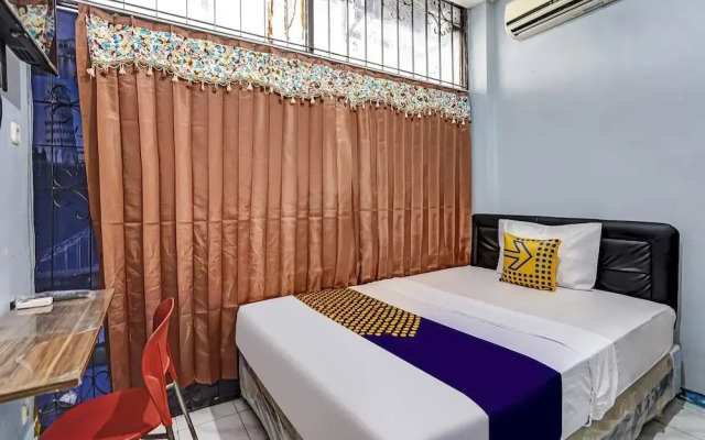 Gosepa Ambengan Plaza by OYO Rooms