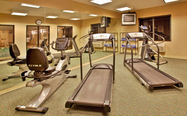 Holiday Inn Express Hotel & Suites Altoona-Des Moines, an IHG Hotel