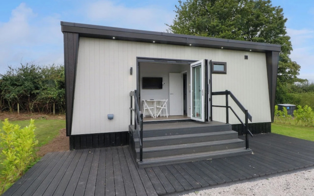 Sutton Fields Chalet