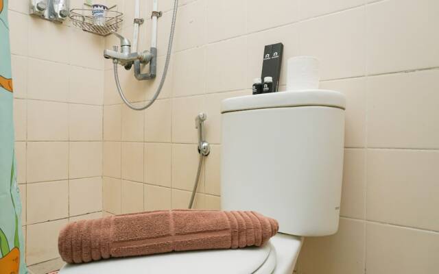 2BR near Toll Soeta Airport at City Park Apartment