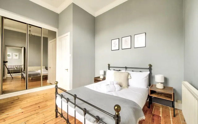 Manor Place Apartment