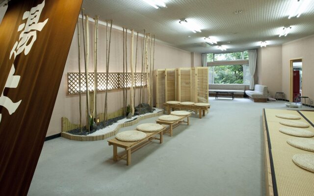 Suwako Hotel