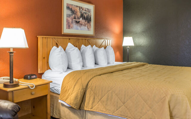 Quality Inn & Suites Event Center