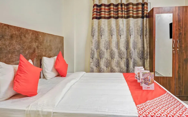 OYO 19524 Maruthi Home Stays 2