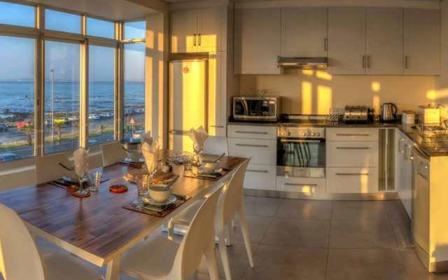 Mouille Point Sea Views