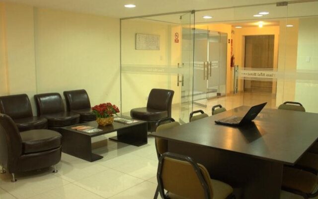 Plaza Real Hotel