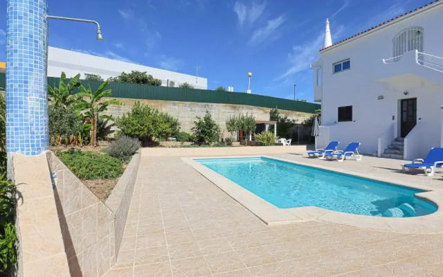 Apart Quinta dos Martins - swimming pool - BY BEDZY