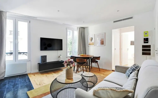Chic Apartment - 1br/4p - Sacre-coeur