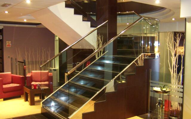 Washington Parquesol Suites & Hotel