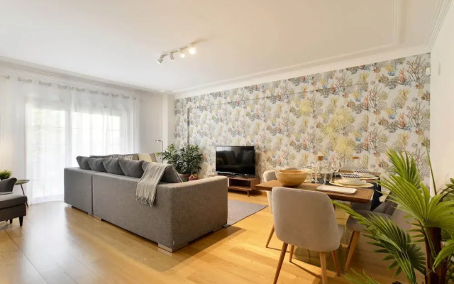 Gorgeous Beach Flat
