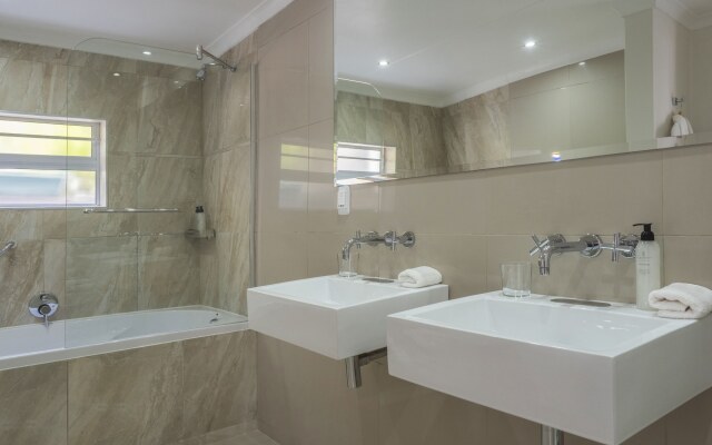 Villa Afrikana Guest Suites