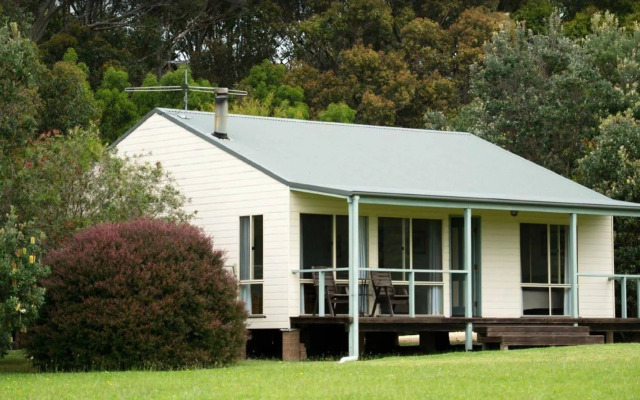Mystery Bay Cottages
