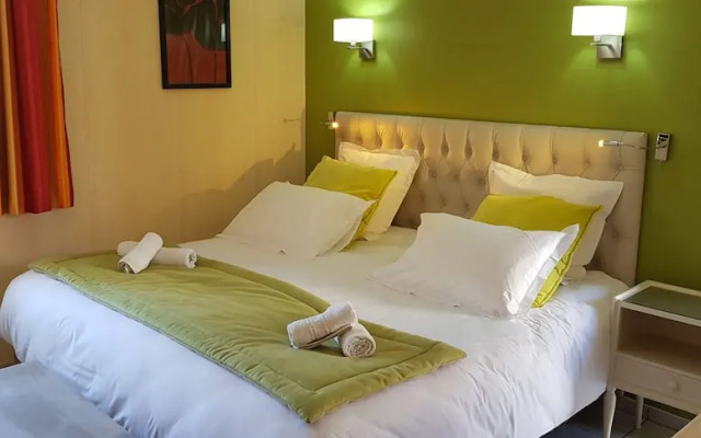 Logis HÔTEL L'ENVIE DES METS