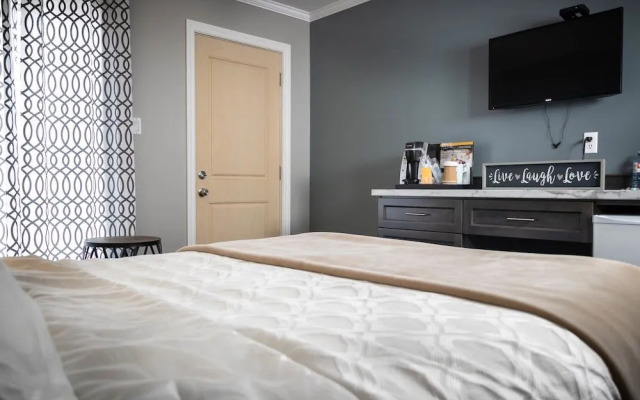 Newfound Inn & Suites