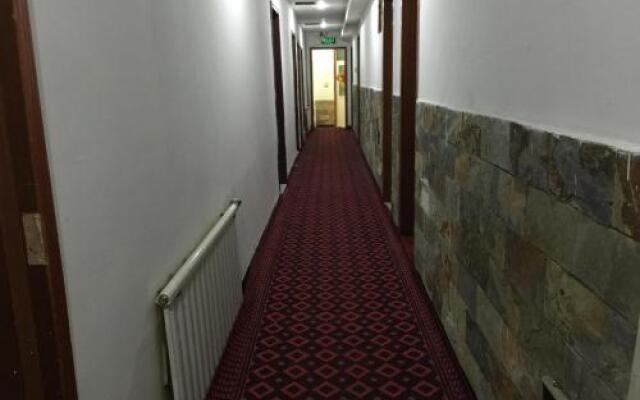 Long Quan Hostel