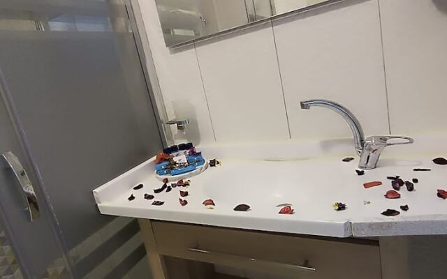 Polari̇s Hayat Motel